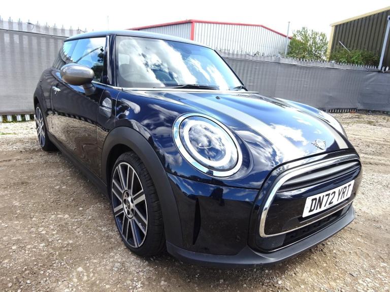 2022 72 REG MINI COOPER EXCLUSIVE AUTO DAMAGED REPAIRABLE SALVAGE