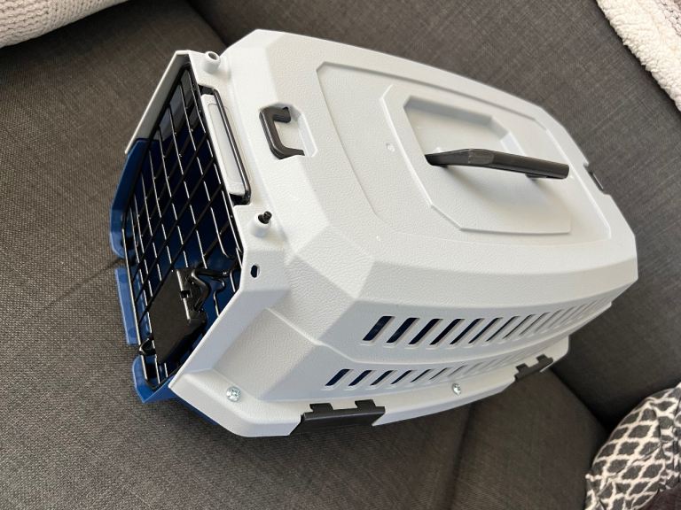 Small Pet Carrier - Like new only used a couple times.