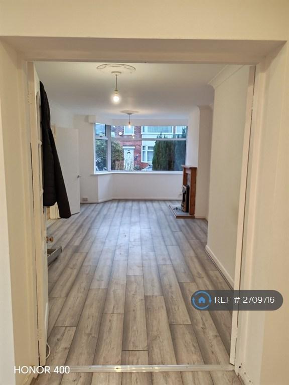 3 bedroom house in Maple Avenue, Whitefield, Manchester, M45 (3 bed) (#2709716)