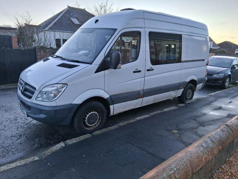 Mercedes 313cdi self-converted camper