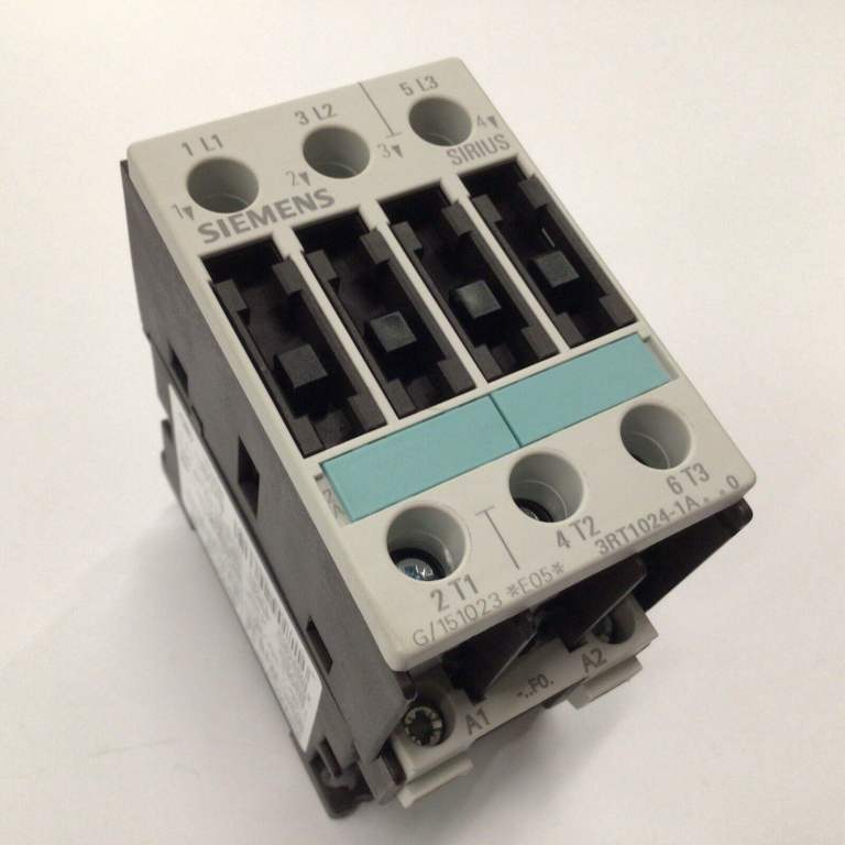 Siemens Contactor 3RT1024-1AF00 Relay 110V Coil, 3 x NO Contacts, New, Boxed. ML Furnaces Spares