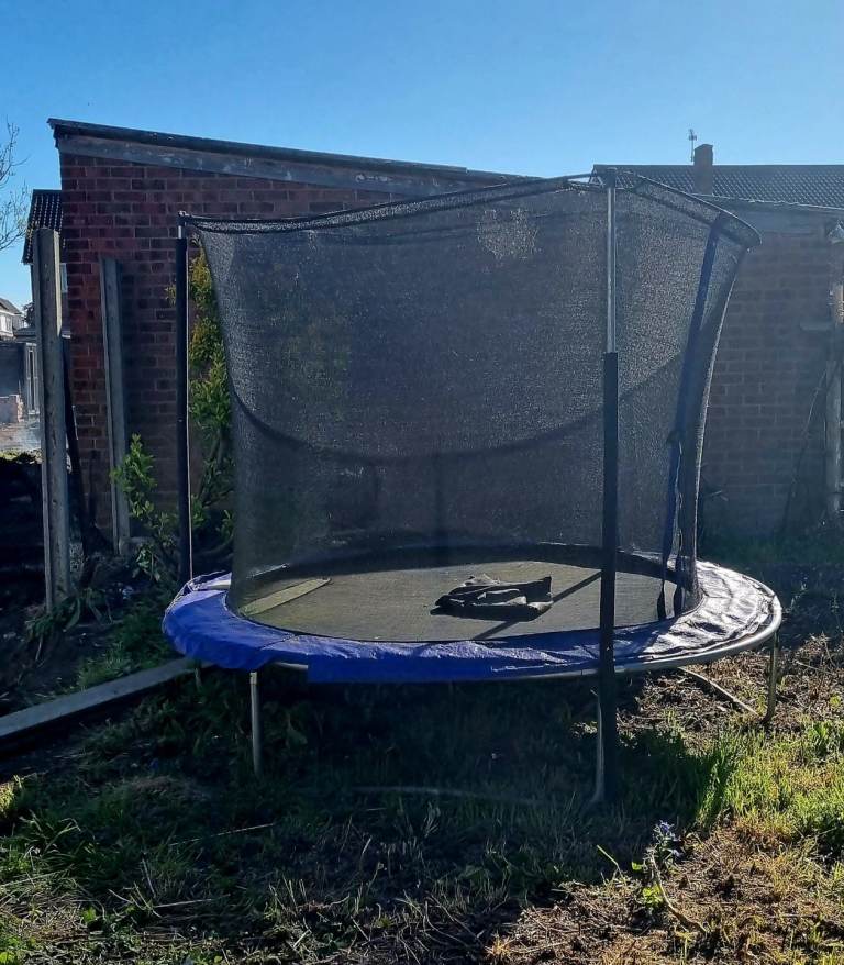 Trampoline 