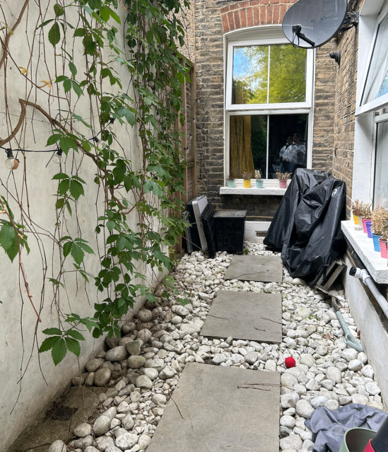 Free White garden pebbles/stones - large quantity, collection only
