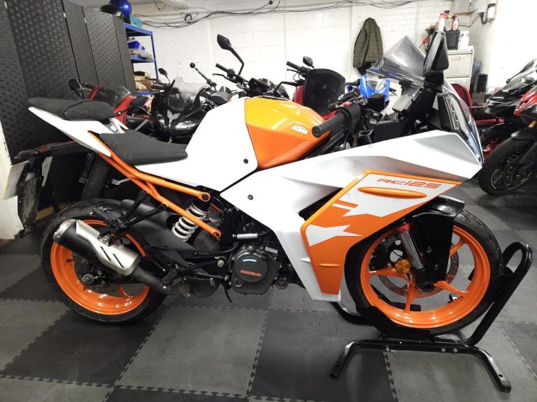 KTM RC 125 2023 Low mileage 