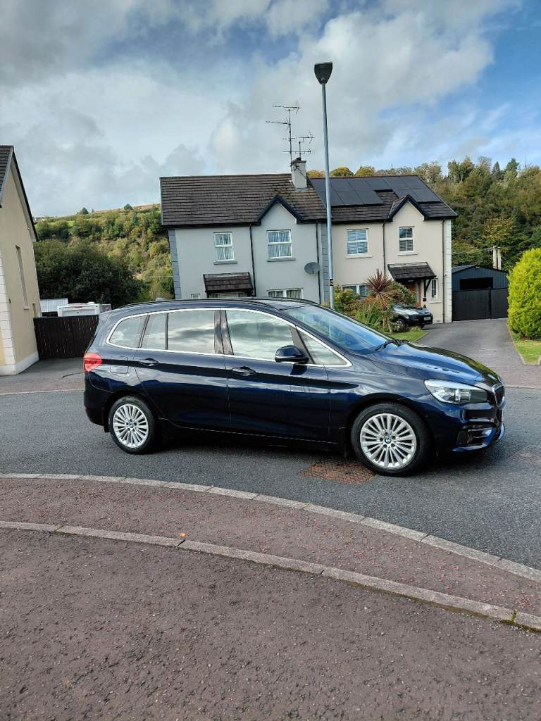 2016 Bmw 218d luxury 7 seater Automatic 