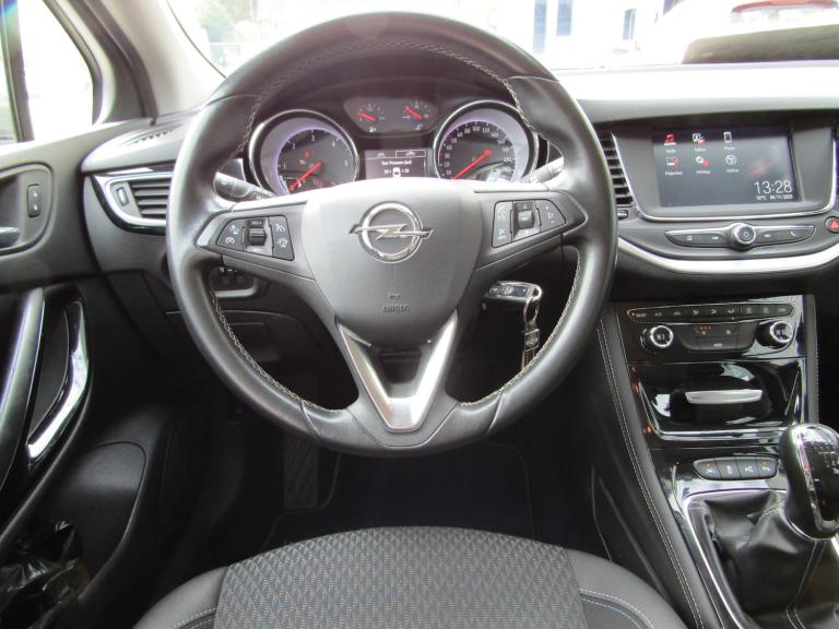 2017 Vauxhall Astra (OPEL) 1.6 CDTi SPORTS TOURER+ EURO 6 (s/s) DIESEL LEFT HAND DRIVE Estate Die...