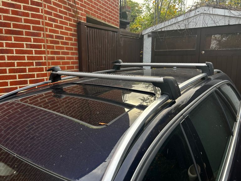 Original mercedes roof bars for E class estate