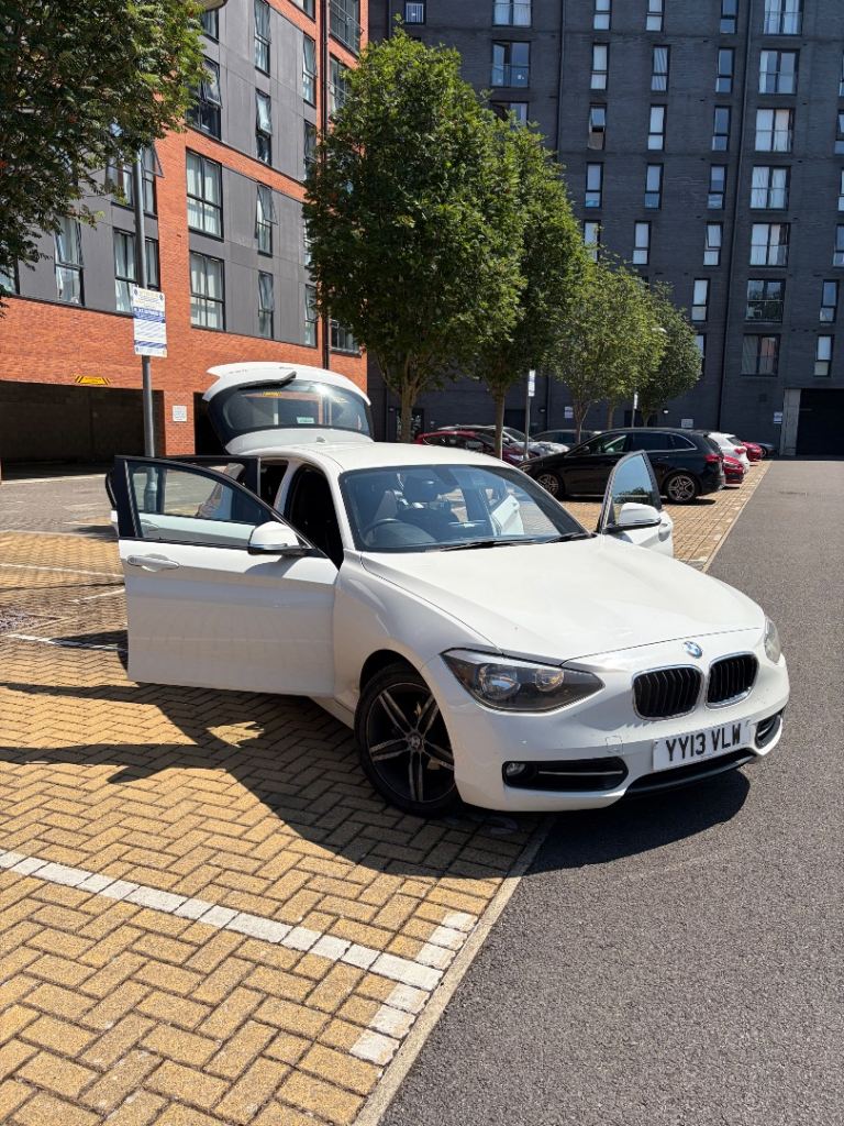 BMW, 1 SERIES, Hatchback, 2013, Manual, 1995 (cc), 5 doors