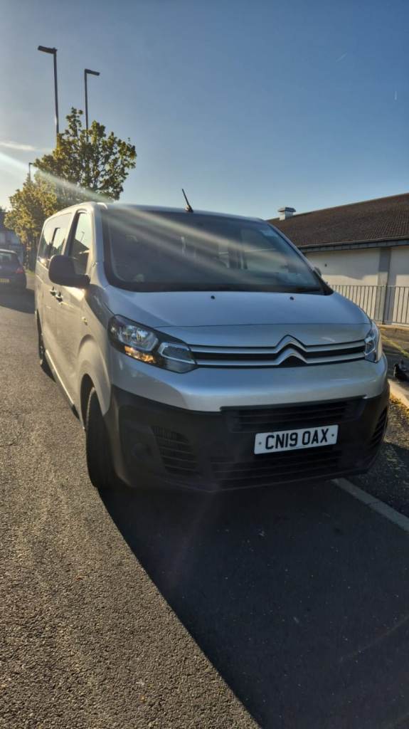 Citroen, DISPATCH COMBI, MPV, 2019, Manual, 1499 (cc), 5 doors