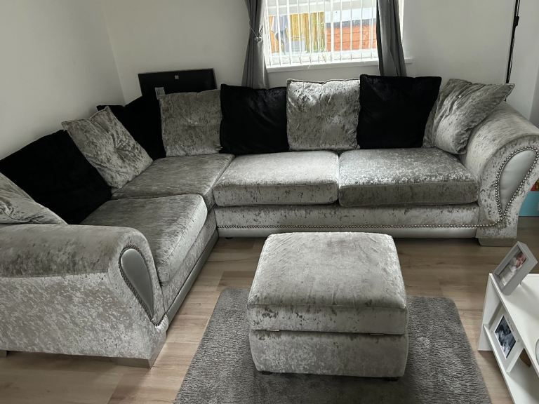 DFS 3 piece sofa set 