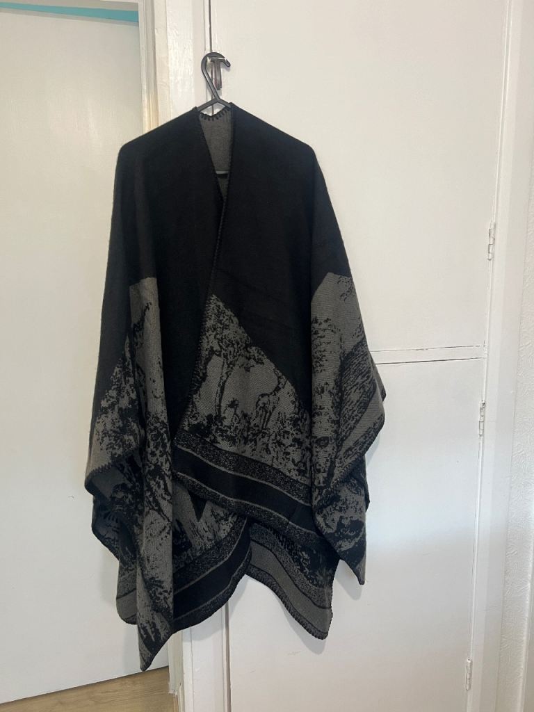 Black & Grey Abstract Print Oversized Cape / Shawl