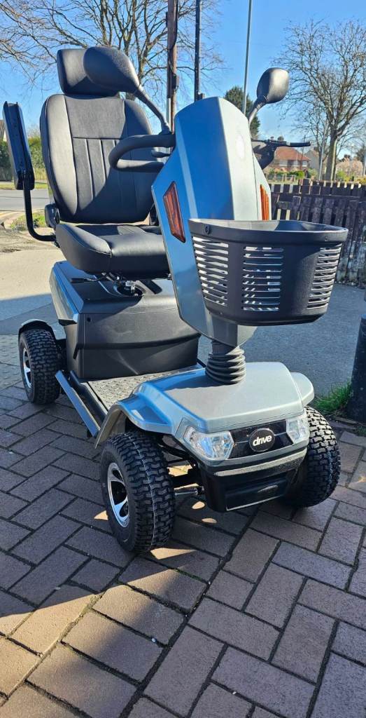 mobility scooter brand new 8mph -save £500 off with your old part exchange 