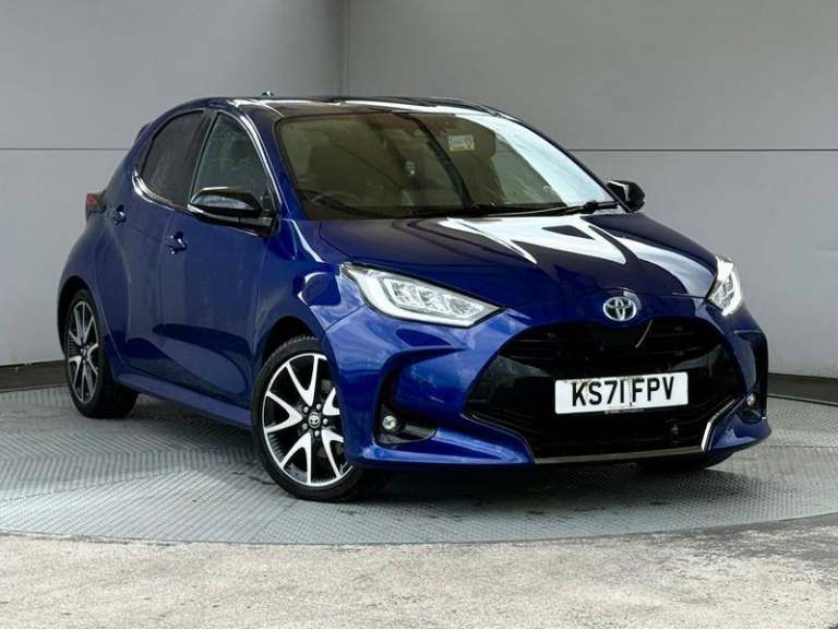 2022 Toyota Yaris 1.5 VVT-h Dynamic Petrol Hybrid E-CVT (116 ps) [Full Dealer History, ACC, B Hat...