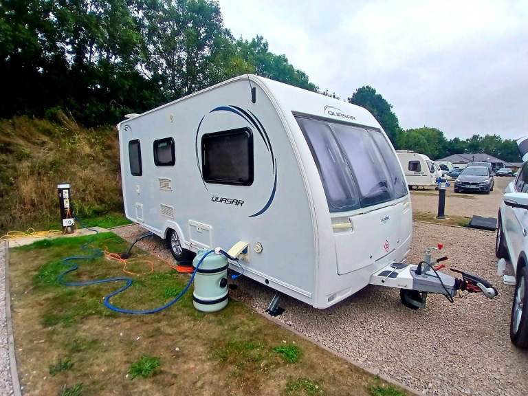 LUNA QUASER 462 TWO BERTH 