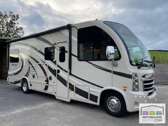 2015 THOR VEGAS 25.2 RV MOTORHOME FOR SALE AUTOMATIC LPG