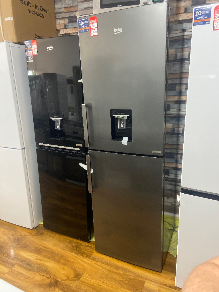 🤩New🤩RRP £529!! Beko 60cm ‘Harvest Fresh’ Fridge Freezer - Silver/Grey/Graphite
