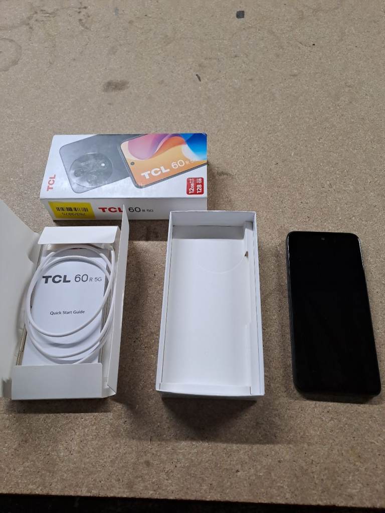 Tcl 60R 5G 128gb unlocked  great condition 