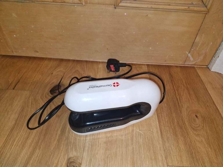 Dermahealer compact UVB therapy lamp