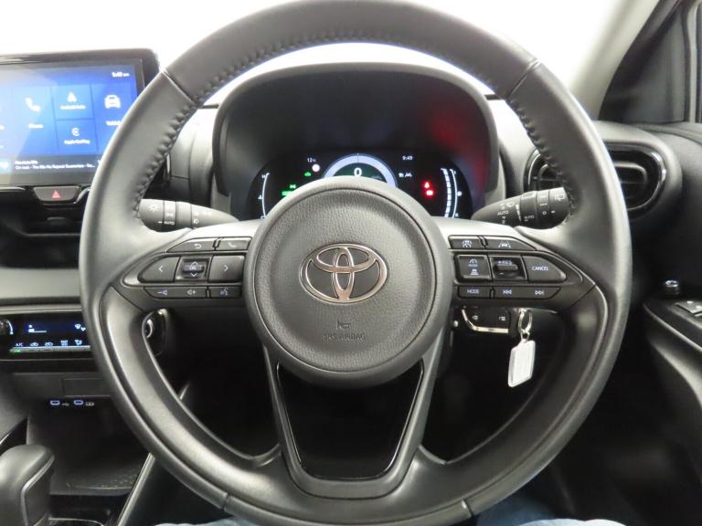 2025 Toyota Yaris 1.5 Hybrid Design 5dr CVT Hatchback Hybrid Automatic