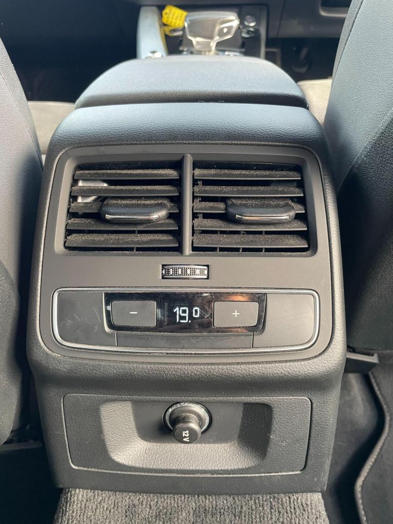 2021 Audi A4 2.0 TDI 30 S line Saloon 4dr Diesel S Tronic Euro 6 (s/s) (136 ps) SALOON Diesel Aut...