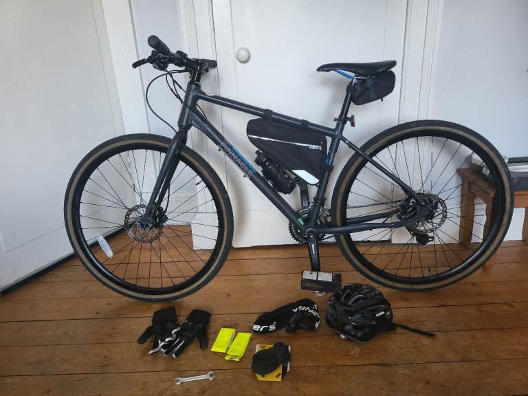 Pinnacle Gravel Bike (full kit rrp £1000)