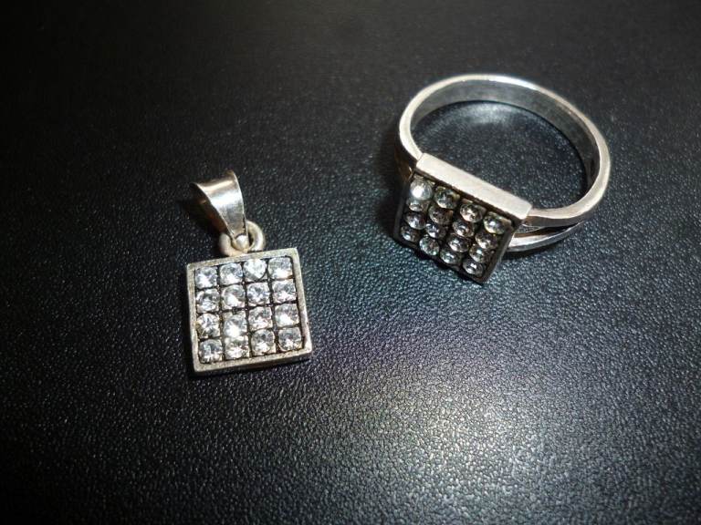 Ring and Pendant set - Silver