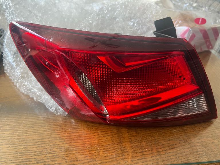 SEAT LEON Light Rear Tailight Lamp N/S 2012-2020 5 Door Hatchback Passenger Rear