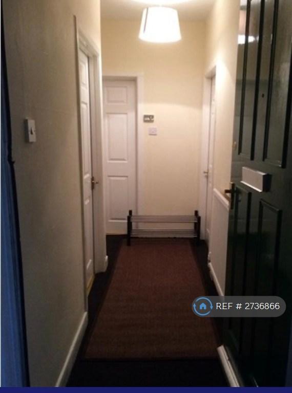 2 bedroom flat in Stenhouse Cottages, Edinburgh, EH11 (2 bed) (#2736866)
