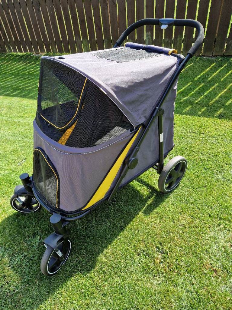 Dog stroller