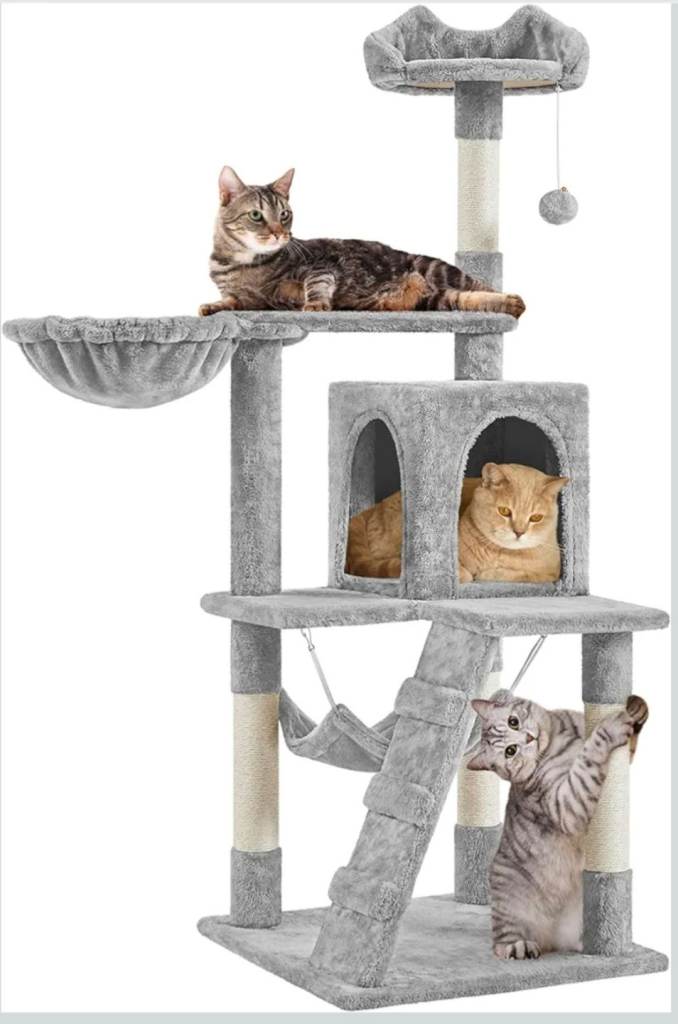 Yaheetech Cat Tree / Scratching post