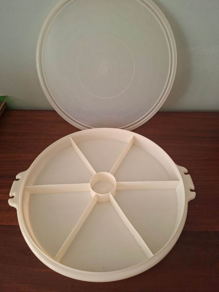 Tupperware Party Susan - picnic organiser 