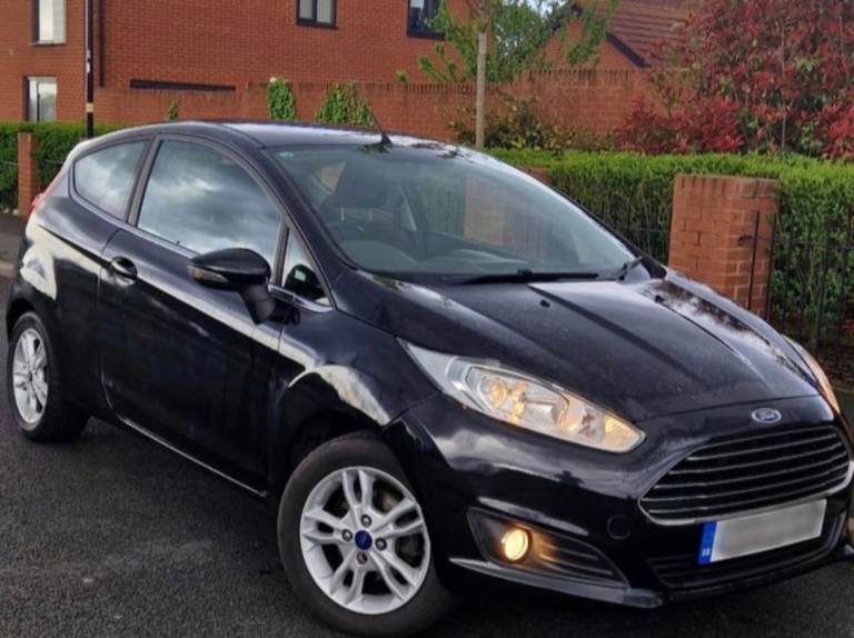Ford, FIESTA, Hatchback, 2014, Manual, 1241 (cc), 3 doors