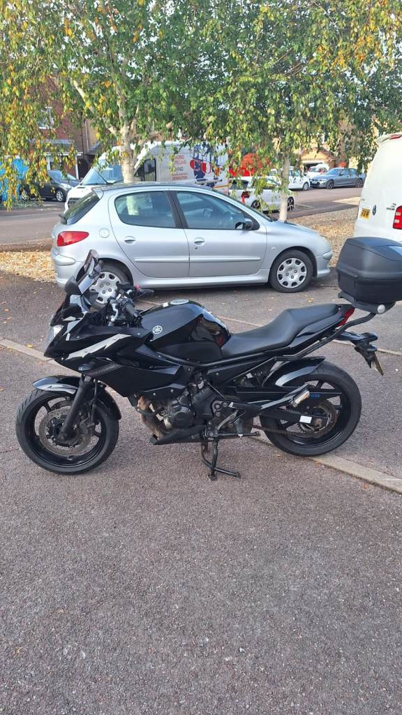 Yamaha, XJ6, 2011, 599 (cc)