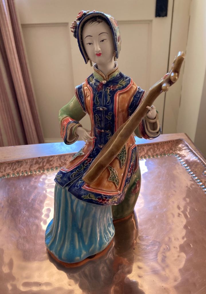 Vintage Wucai porcelain lady