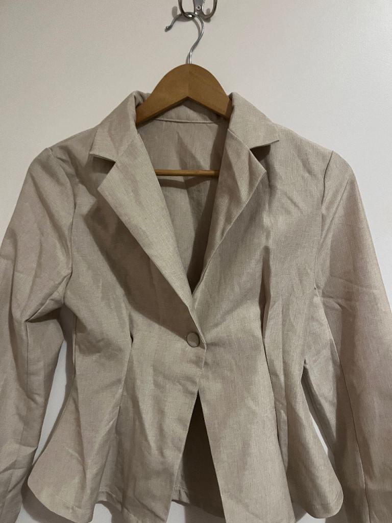 Stylish Beige Blazer Jacket for Women – Good Condition