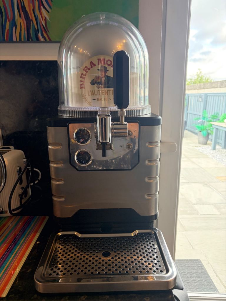 Blade beer machine - excellent working order 