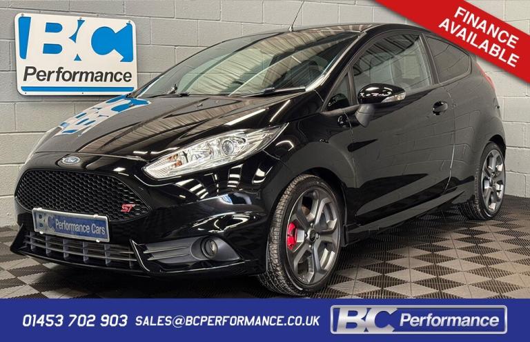 FORD FIESTA 1.6 T EcoBoost ST-2 Black Manual Petrol 2017