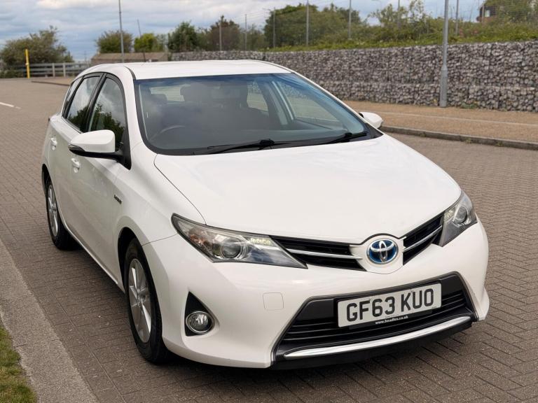 2013 Toyota Auris 1.8 VVT-h Icon CVT Euro 5 (s/s) 5dr HATCHBACK Petrol/Electric Hybrid Automatic