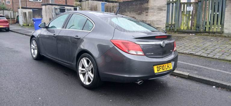 Vauxhall insignia sri  2  litre diesel manual with long mot till end of September 2026