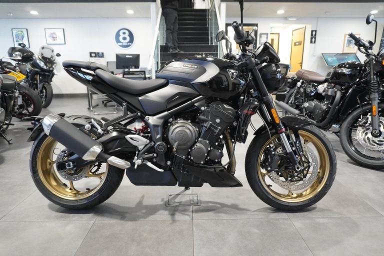 Triumph Trident 800, 2026, Jet Black. IN STOCK NOW