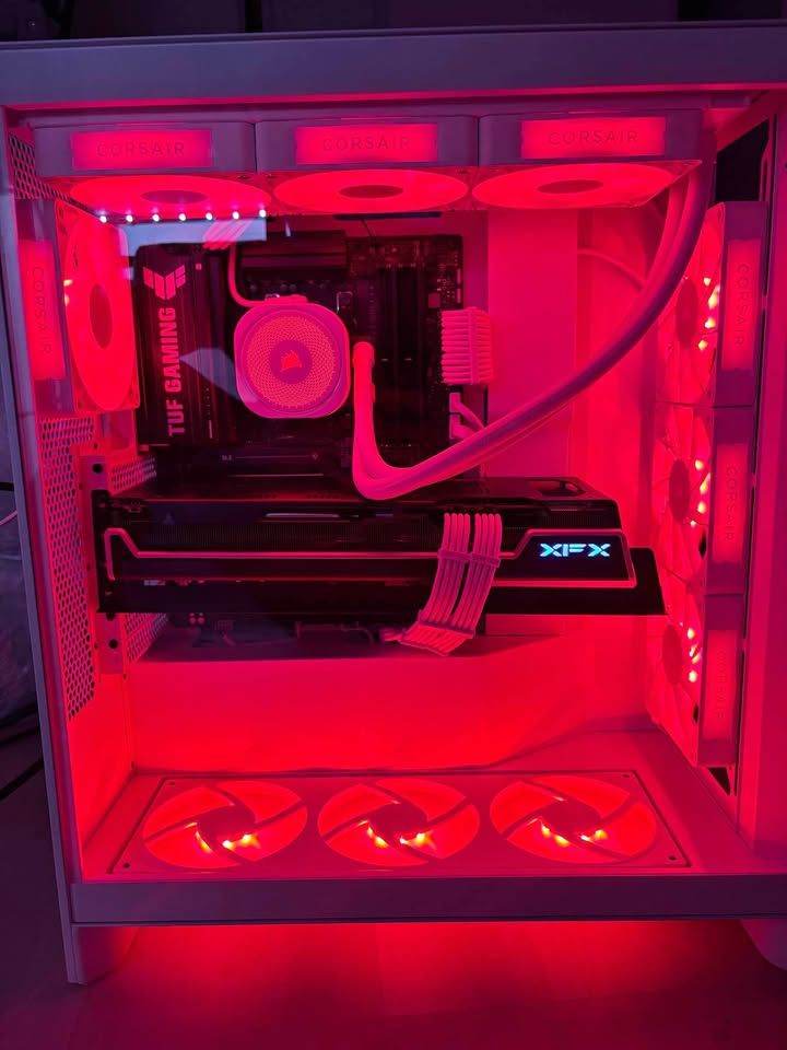 Pc-Ryzen 7 7800X3D | 7900XT | 32GB DDR5 | 1TB NVME SSD