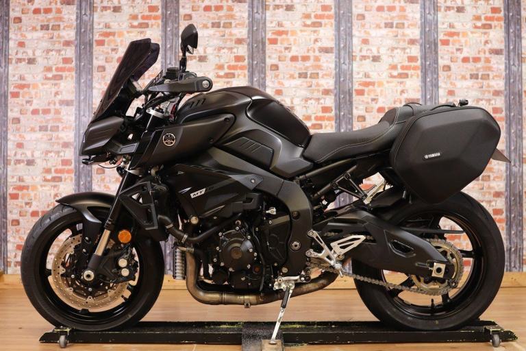 2019 YAMAHA MTN1000 MT-10 TOURER EDITION - 4,620 MILES - 2 OWNERS - EXTRAS