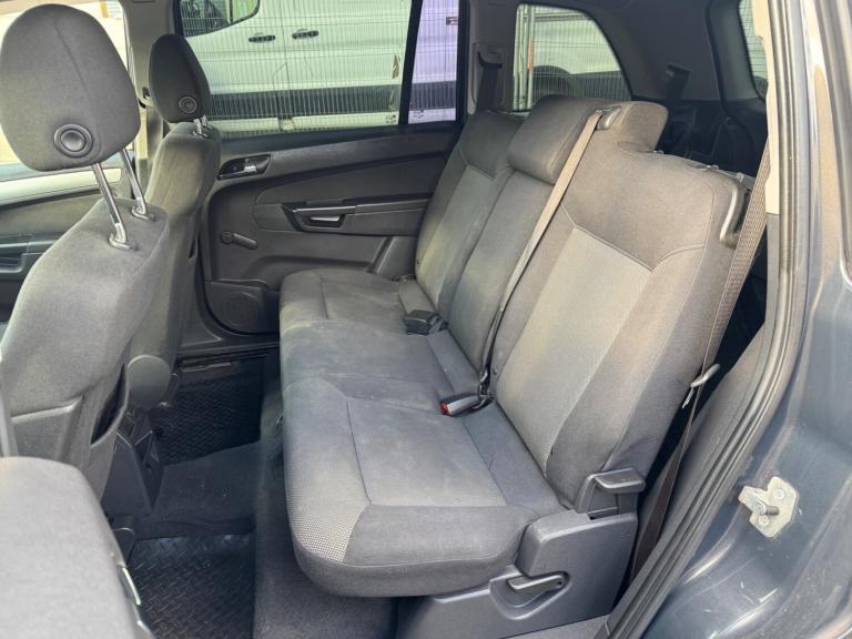 2012 Vauxhall Zafira 1.6 16V Exclusiv Euro 5 5dr MPV Petrol Manual