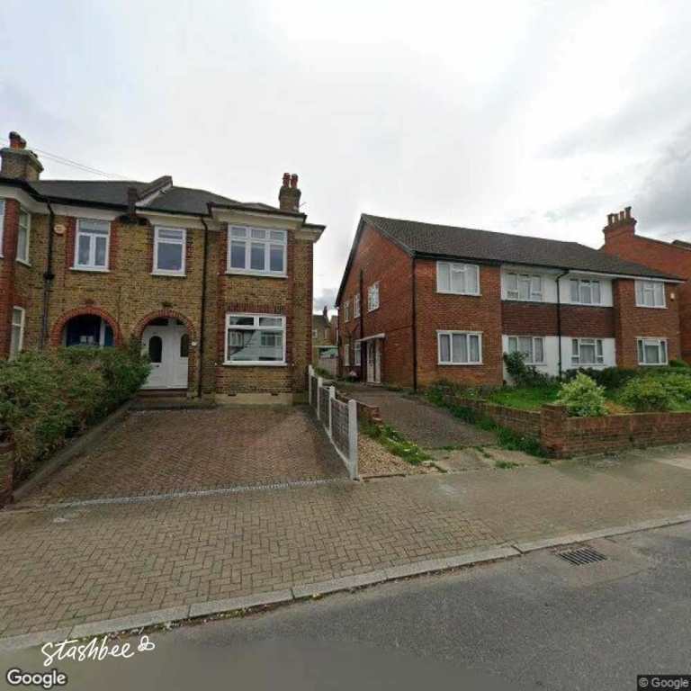 Garage to rent in Beckenham (BR3) | Stashbee