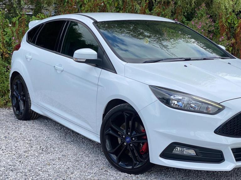 2015 Ford Focus 2.0T EcoBoost ST-2 5dr HATCHBACK PETROL Manual