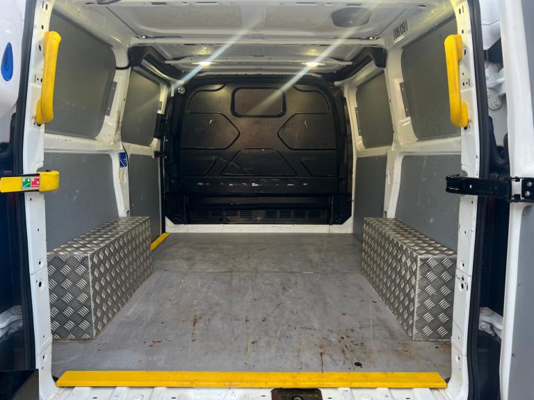 2018 Ford Transit Custom 2.0 TDCi 105ps Low Roof Van PANEL VAN Diesel Manual