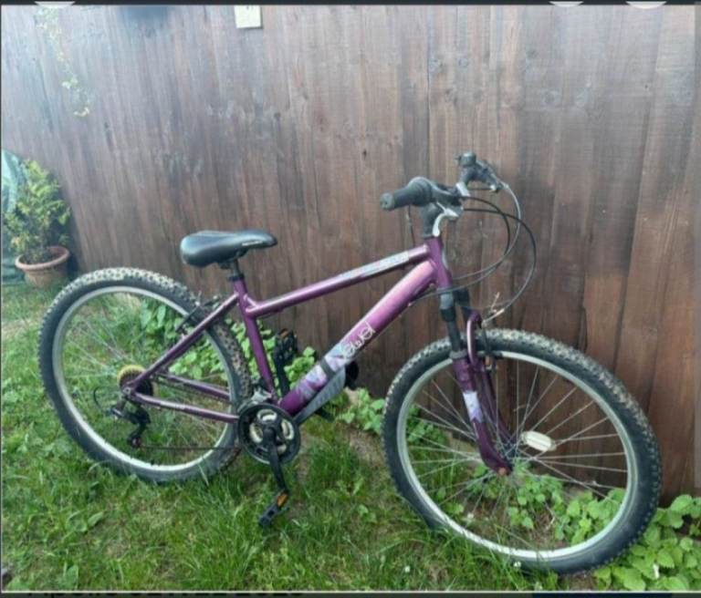 Good Condition Purple Apollo Mountain Bike for Women