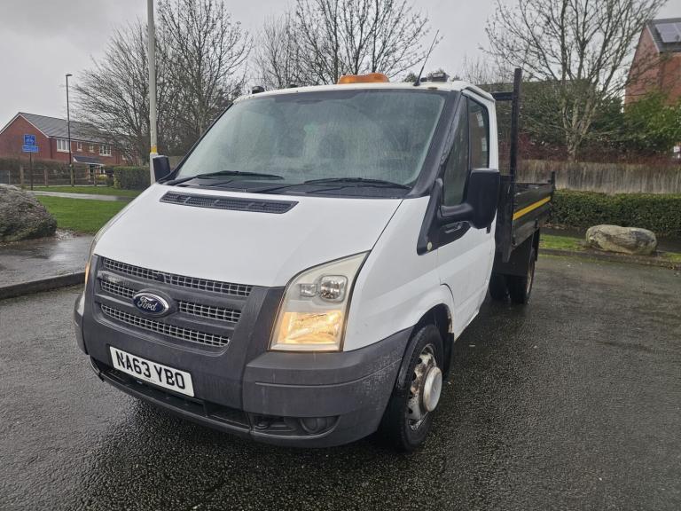 FORD TRANSIT TIPPER 2.2 TDCI 11FT BED NEVER BEEN WELDED MOT 02/2027 TWIN WHEELER