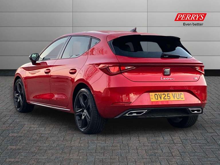 2025 SEAT Leon 1.5 TSI 150 FR Black Edition 5dr [DAP] Hatchback PETROL Manual