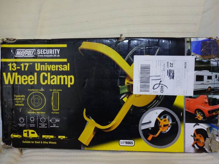 VEHICLE WHEEL SECURITY CLAMP UNIVERSAL